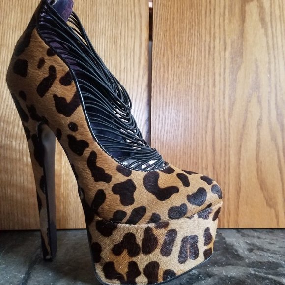 Serious Lepard Print Stiletto Heels By London Trash - Picture 1 of 16